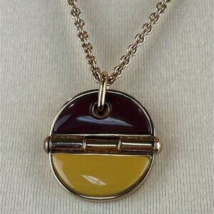 Marc Jacobs Gold Tone Pendant Necklace Enamel Circle Brown Yellow